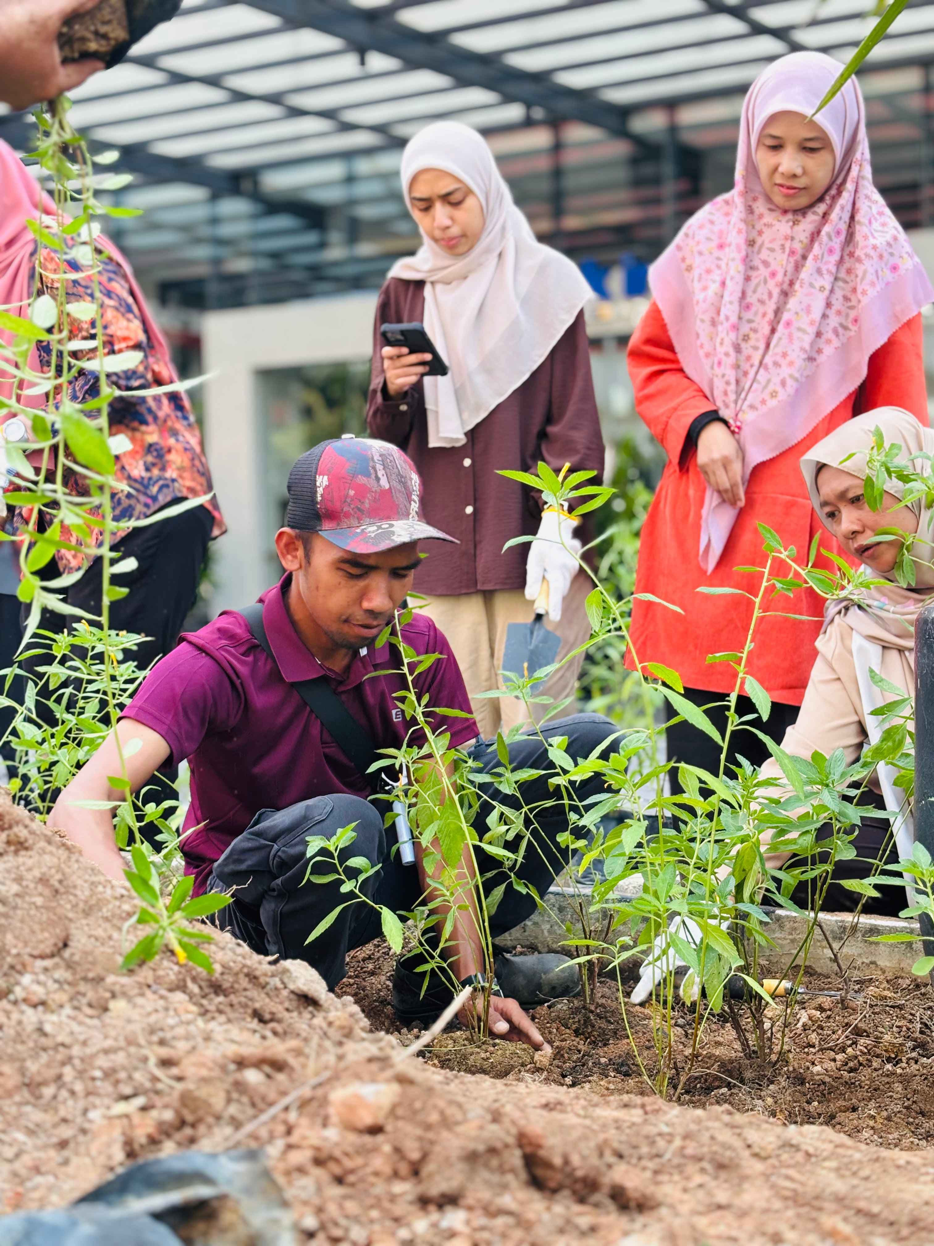 PBSB team planting trees on Earth Day 2026